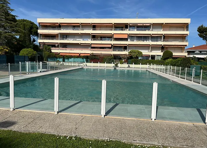 Beau T2 Piscine Parking Privé Aperçu Appartamento *